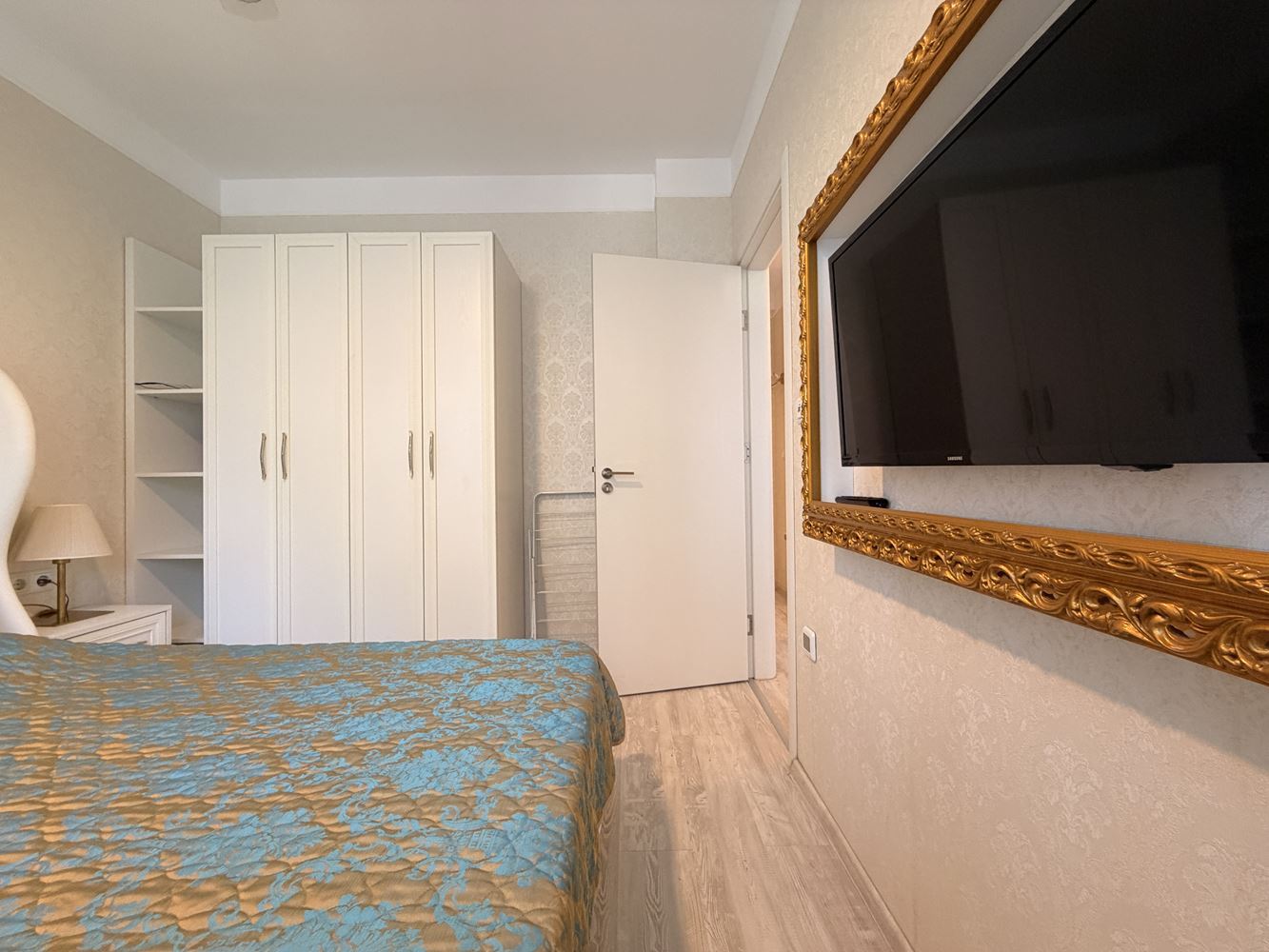 Apartament z jedną sypialnią z widokiem na park i basen w prestiżowym kompleksie w Słonecznym Brzegu