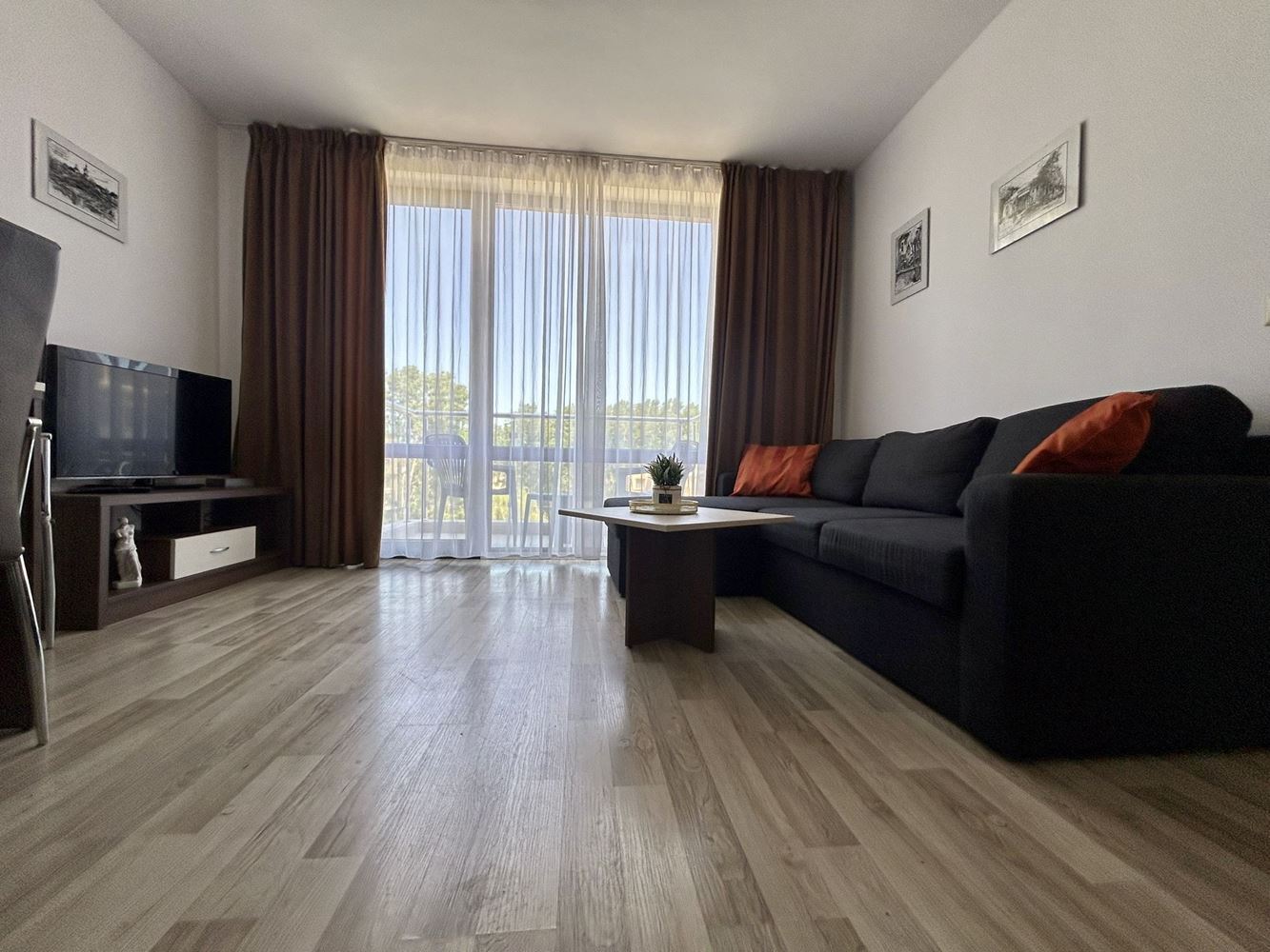 Polski Przytulny apartament z jedną sypialnią w Słonecznym Brzegu – idealna nieruchomość do zamieszkania, wypoczynku i bezpiecznej inwestycji