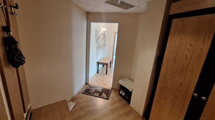 Dwupokojowe mieszkanie w pierwszej linii w Elenite z widokiem na morze i wysokim potencjałem inwestycyjnym