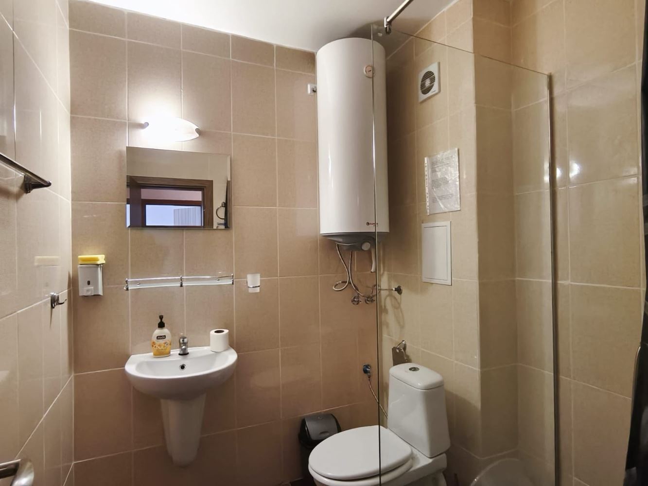 Przestronny apartament z jedną sypialnią w Aheloy – gotowy do zamieszkania, kilka kroków od morza