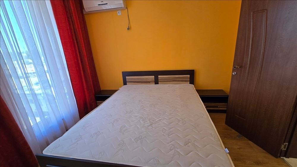 Mieszkanie z jedną sypialnią bez opłaty za utrzymanie w Sarafowie – po odświeżeniu