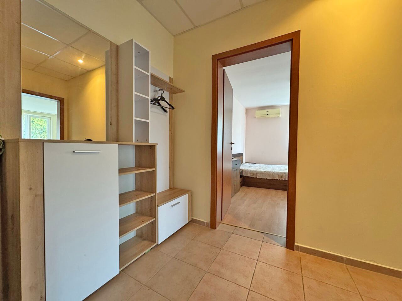 Gotowe do zamieszkania! Dwupokojowe mieszkanie w atrakcyjnym kompleksie w Świętym Własie