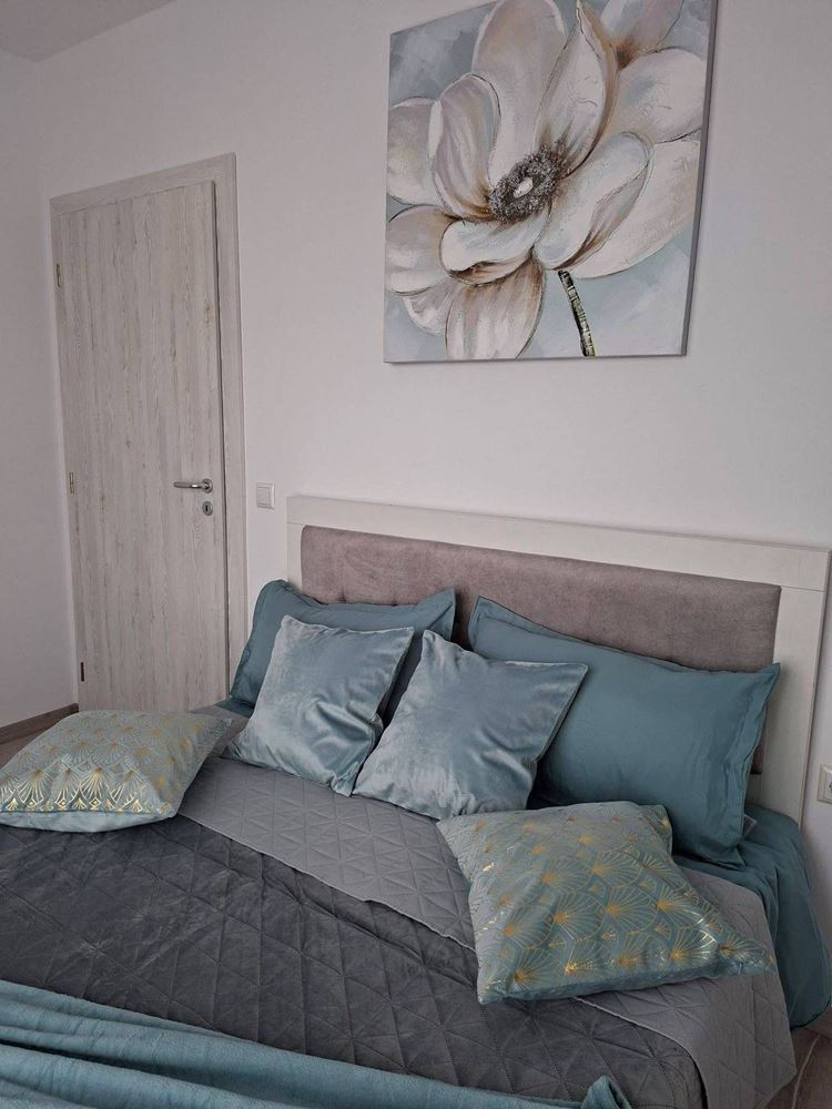 Stylowe dwupokojowe mieszkanie z niską opłatą eksploatacyjną w Słonecznym Brzegu – komfort, bezpieczeństwo i doskonała inwestycja nad morzem