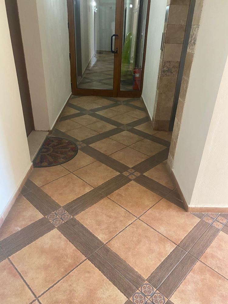 Piękny apartament z jedną sypialnią w Rawdzie z basenami i doskonałymi udogodnieniami – idealny na wakacje i inwestycję