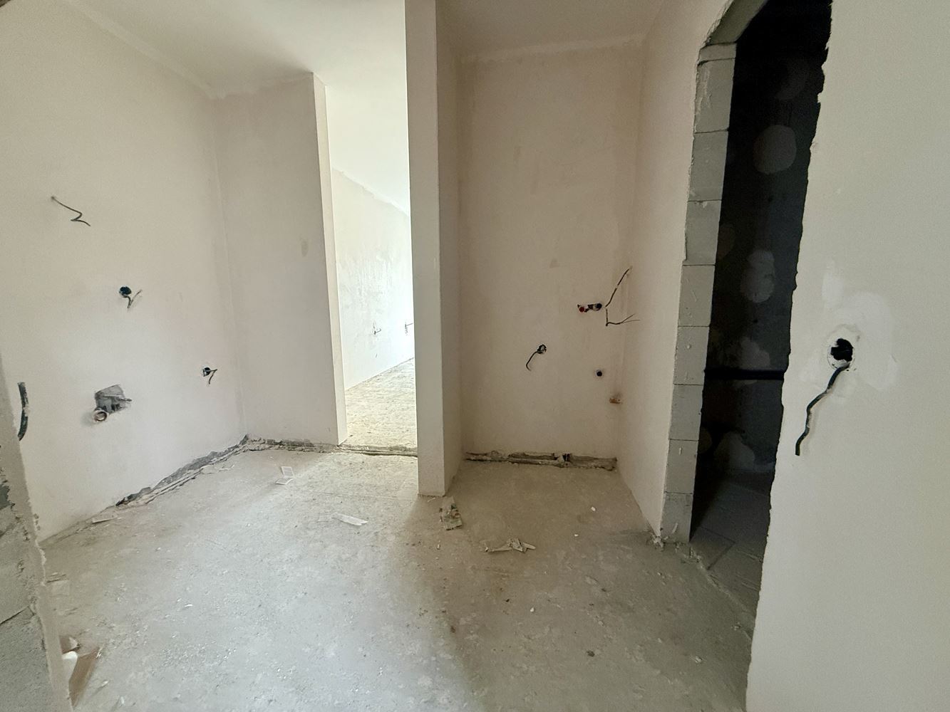  Przestronne studio z widokiem na morze w Sveti Vlas – gotowe do wykończenia według Twojego gustu