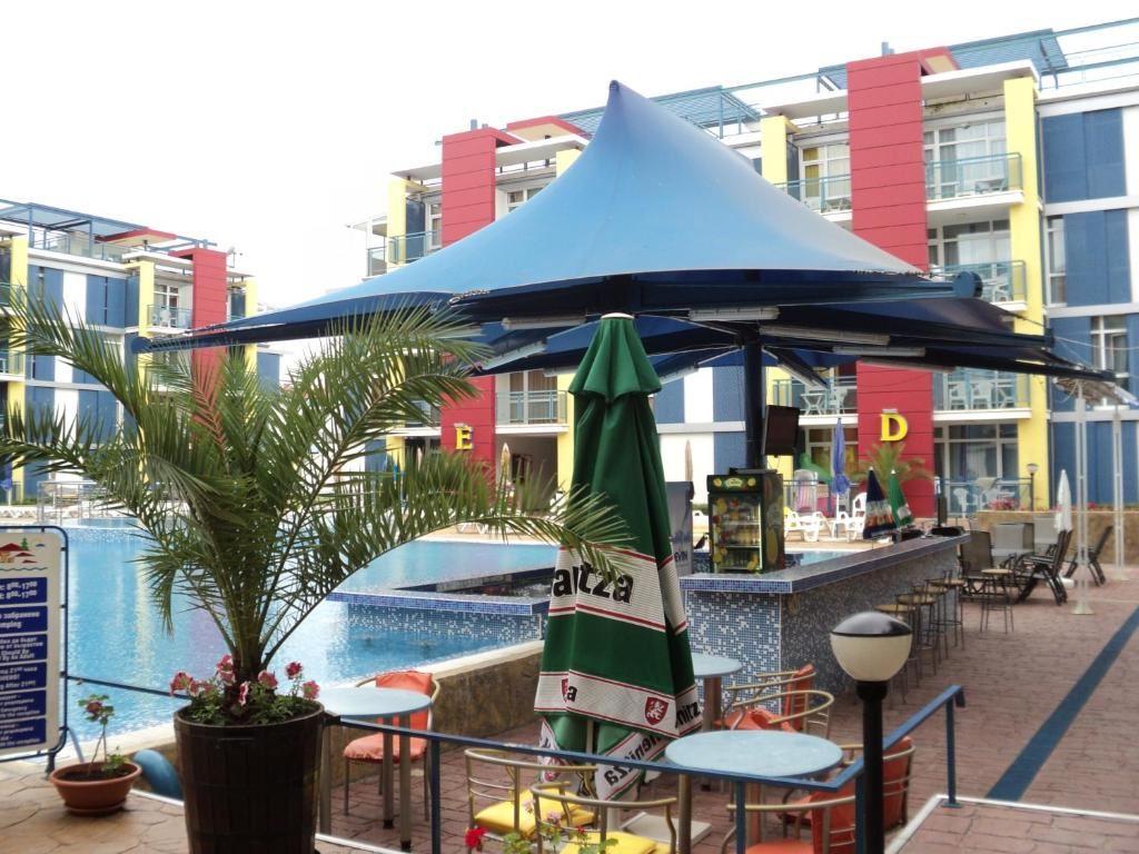 Przestronne mieszkanie z jedną sypialnią z Aktem 16 w Sunny Beach – komfort, styl i gotowe do zamieszkania