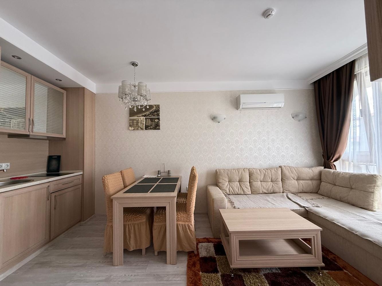 Apartament z jedną sypialnią w luksusowym kompleksie w Słonecznym Brzegu z imponującymi basenami i strefami wypoczynku