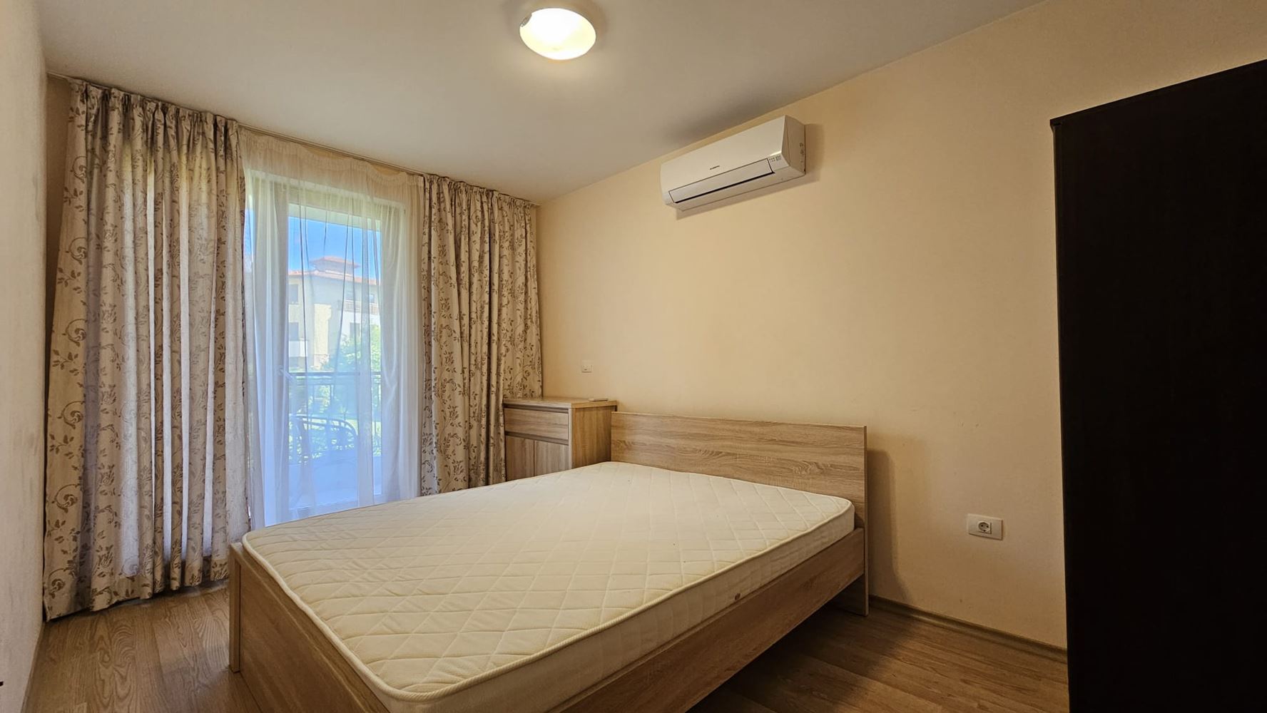 Nieruchomość przy samej plaży – przytulny apartament z jedną sypialnią w Sweti Włas