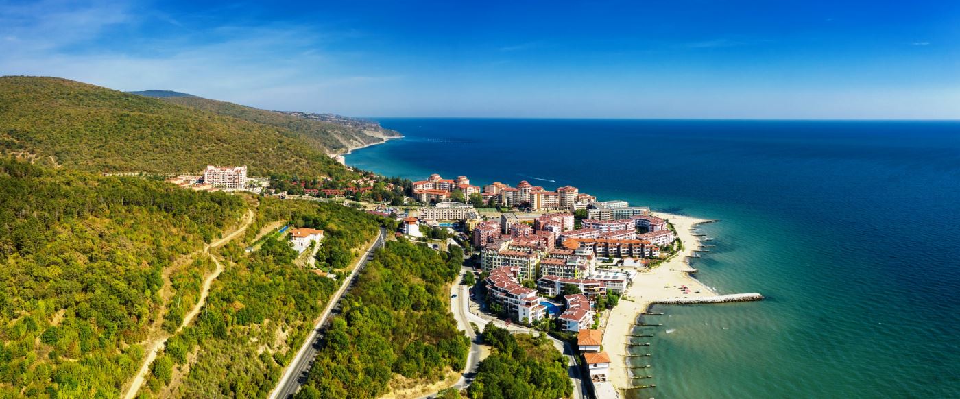  W pełni umeblowane mieszkanie z jedną sypialnią na pierwszej linii brzegowej z widokiem na morze w Elenite