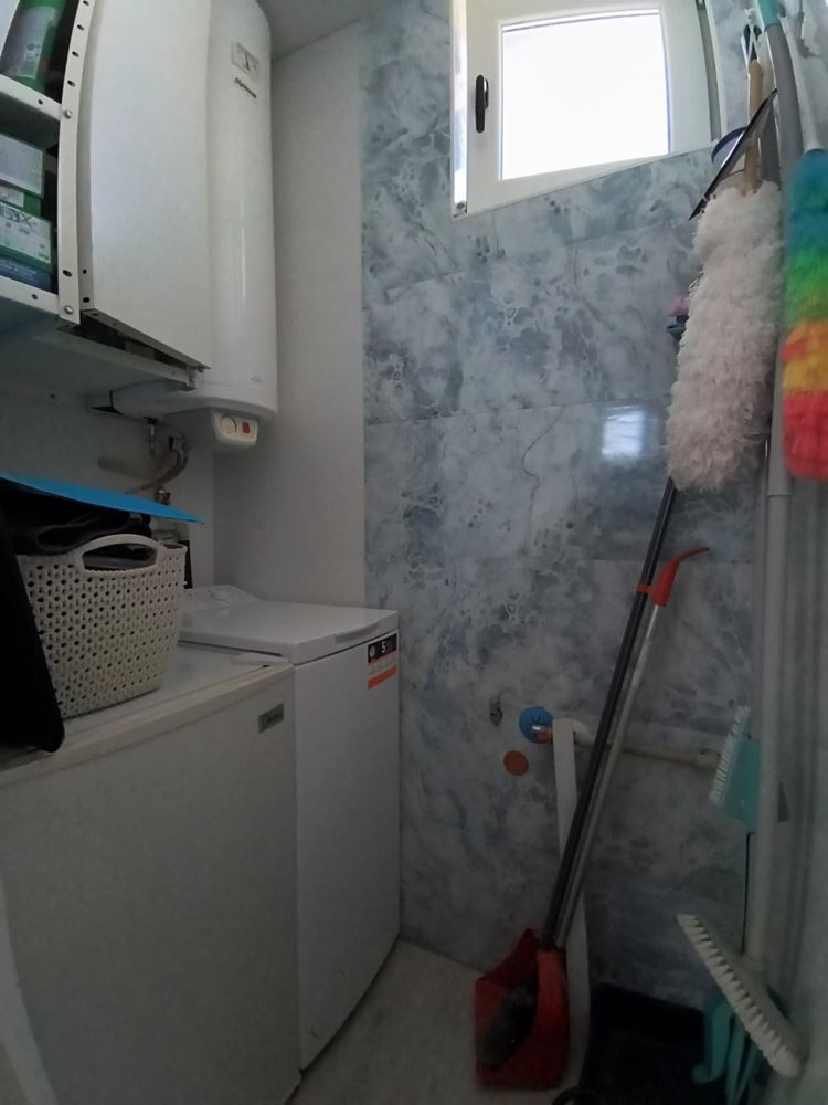 Odnowione mieszkanie dwupokojowe z panoramicznym widokiem w nowoczesnym kompleksie blisko Słonecznego Brzegu