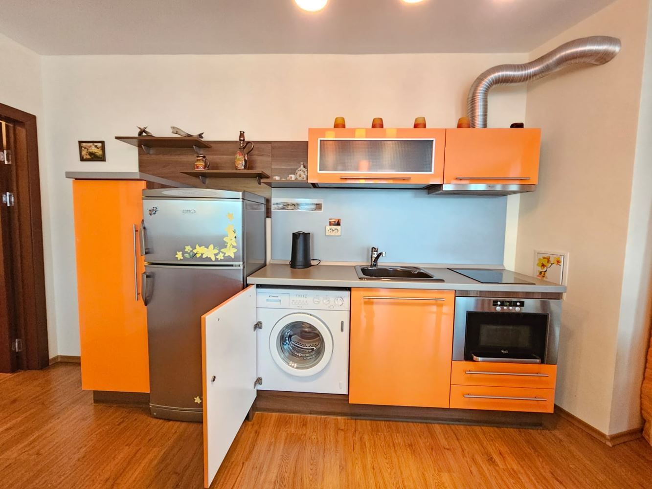 Przestronny apartament z trzema sypialniami na pierwszej linii morza w Sozopolu z wyjątkowym panoramicznym tarasem