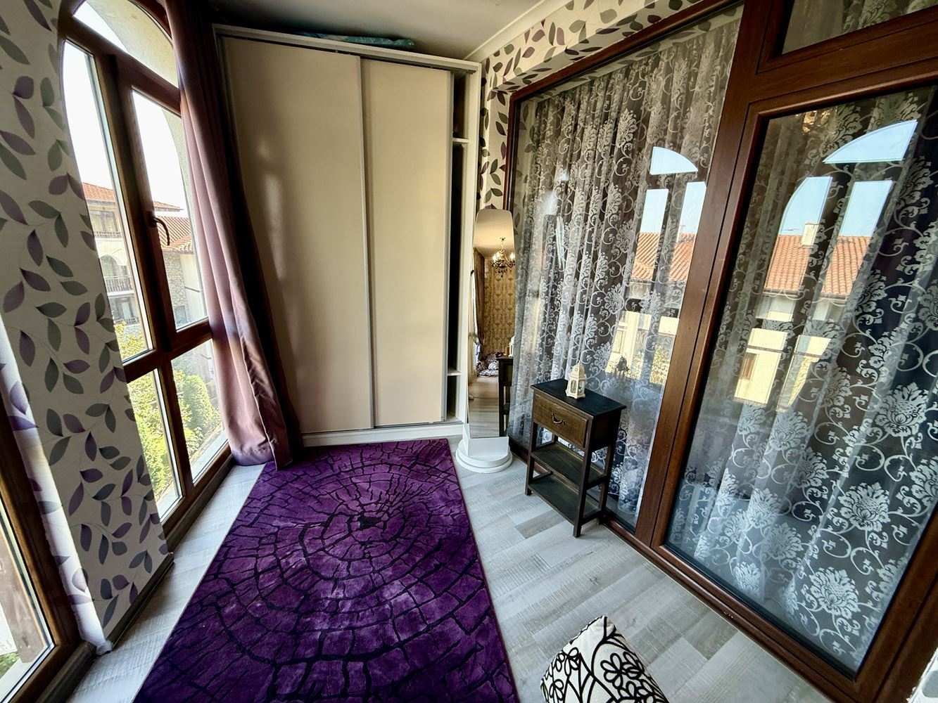 Apartament w pierwszej linii w Sveti Vlas – stylowa nieruchomość przy plaży i marinie jachtowej „Marina Dinevi”