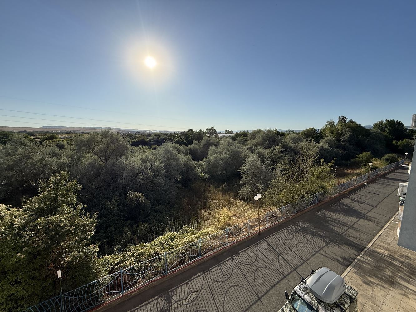 Mieszkanie z jedną sypialnią i tarasem w Słonecznym Brzegu – komfort i całoroczne bezpieczeństwo