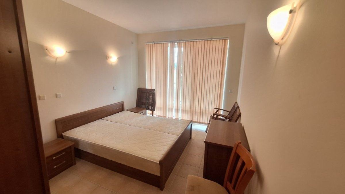 Przestronny apartament z dwiema sypialniami zaledwie kilka metrów od plaży w Rawdzie