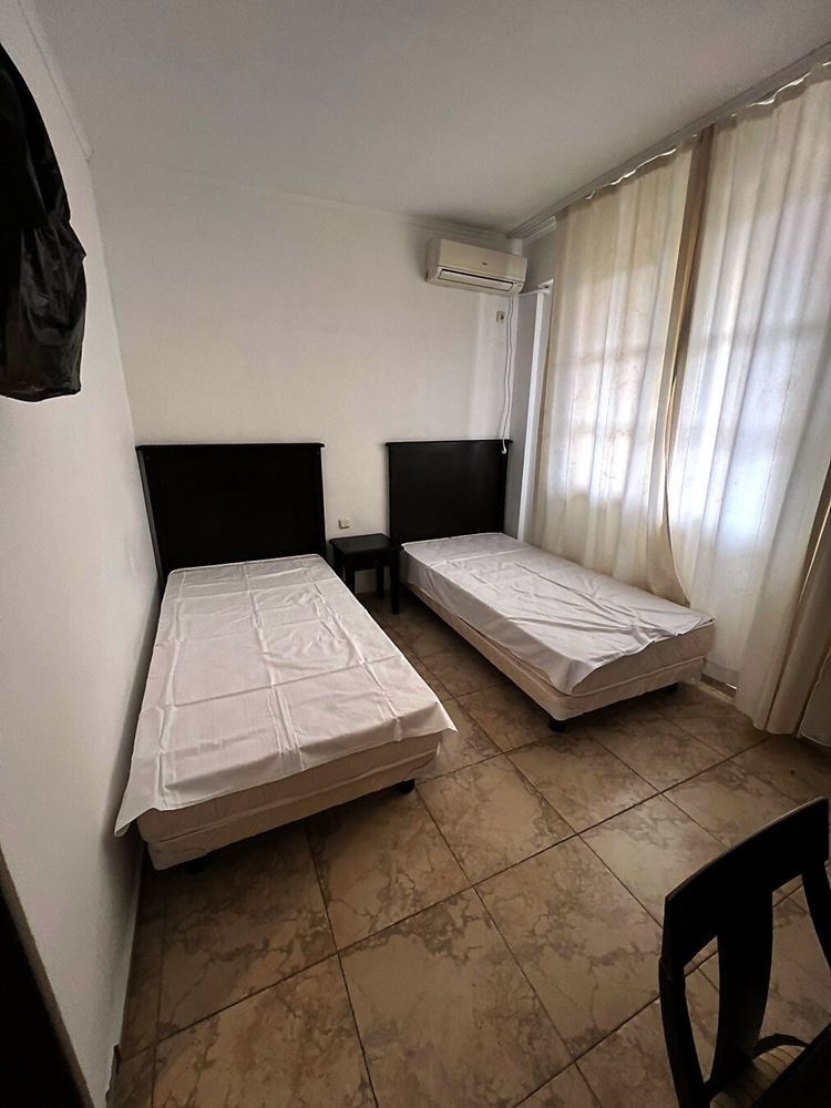 Luksusowe mieszkanie z dwiema sypialniami i panoramicznym widokiem na morze oraz basen – pierwsza linia brzegowa w Obzorze!
