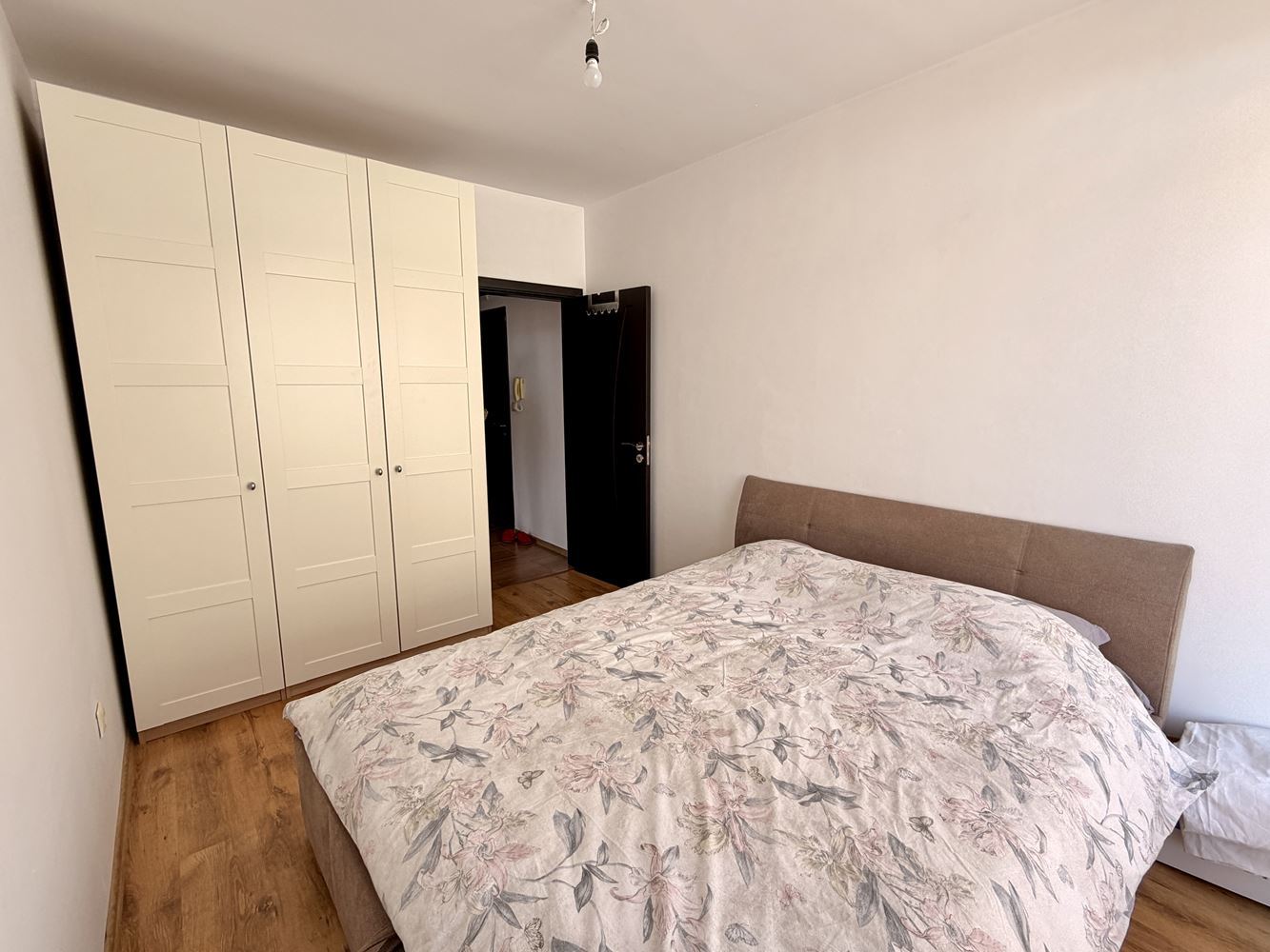 Przestronny apartament z jedną sypialnią w doskonałej lokalizacji w dzielnicy Czerno More, Nesebyr