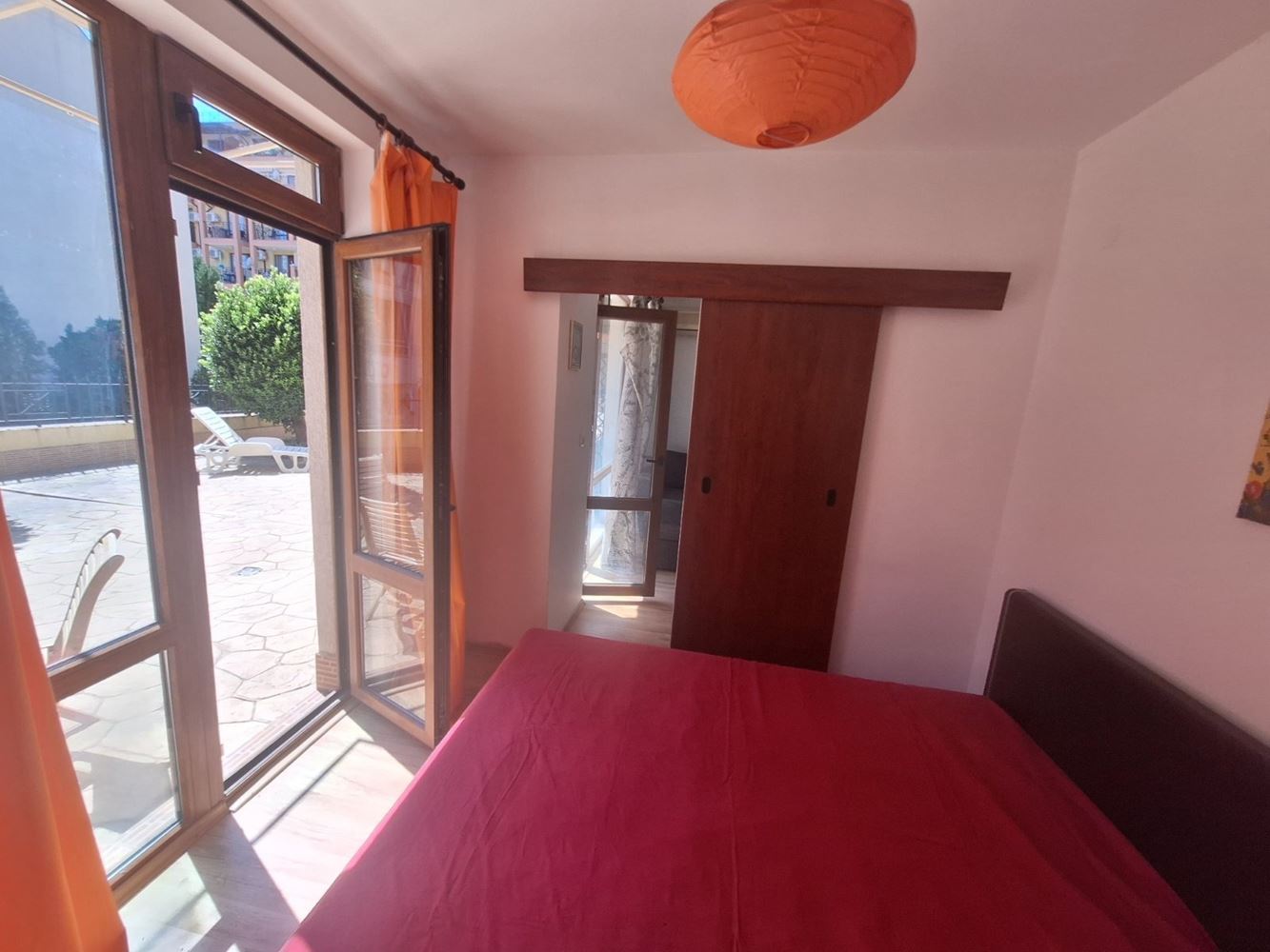 Przytulny apartament z jedną sypialnią na parterze, 300 metrów od morza w Sveti Vlas