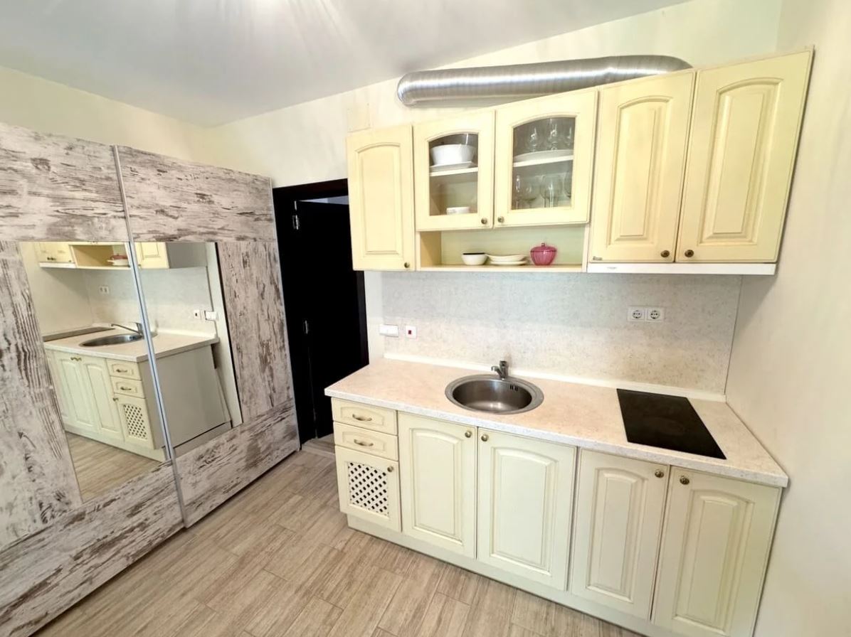 Stylowe studio z wyjściem na dziedziniec w luksusowym kompleksie w Słonecznym Brzegu