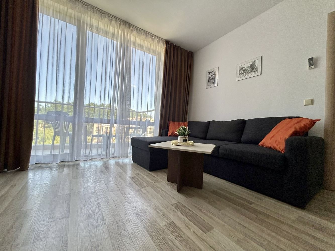 Polski Przytulny apartament z jedną sypialnią w Słonecznym Brzegu – idealna nieruchomość do zamieszkania, wypoczynku i bezpiecznej inwestycji