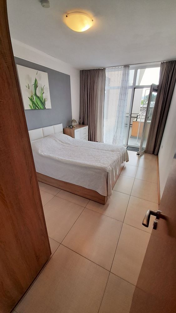 Dwupokojowy apartament w Słonecznym Brzegu z bogatą infrastrukturą i doskonałą lokalizacją