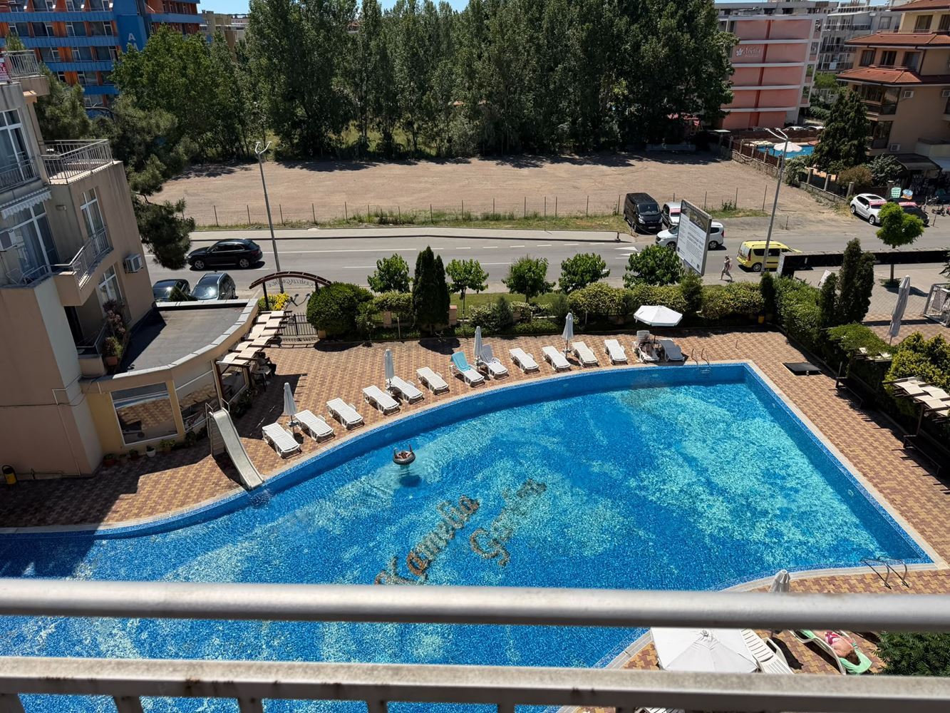 Przestronne mieszkanie z jedną sypialnią w prestiżowym zamkniętym kompleksie blisko plaży w Słonecznym Brzegu