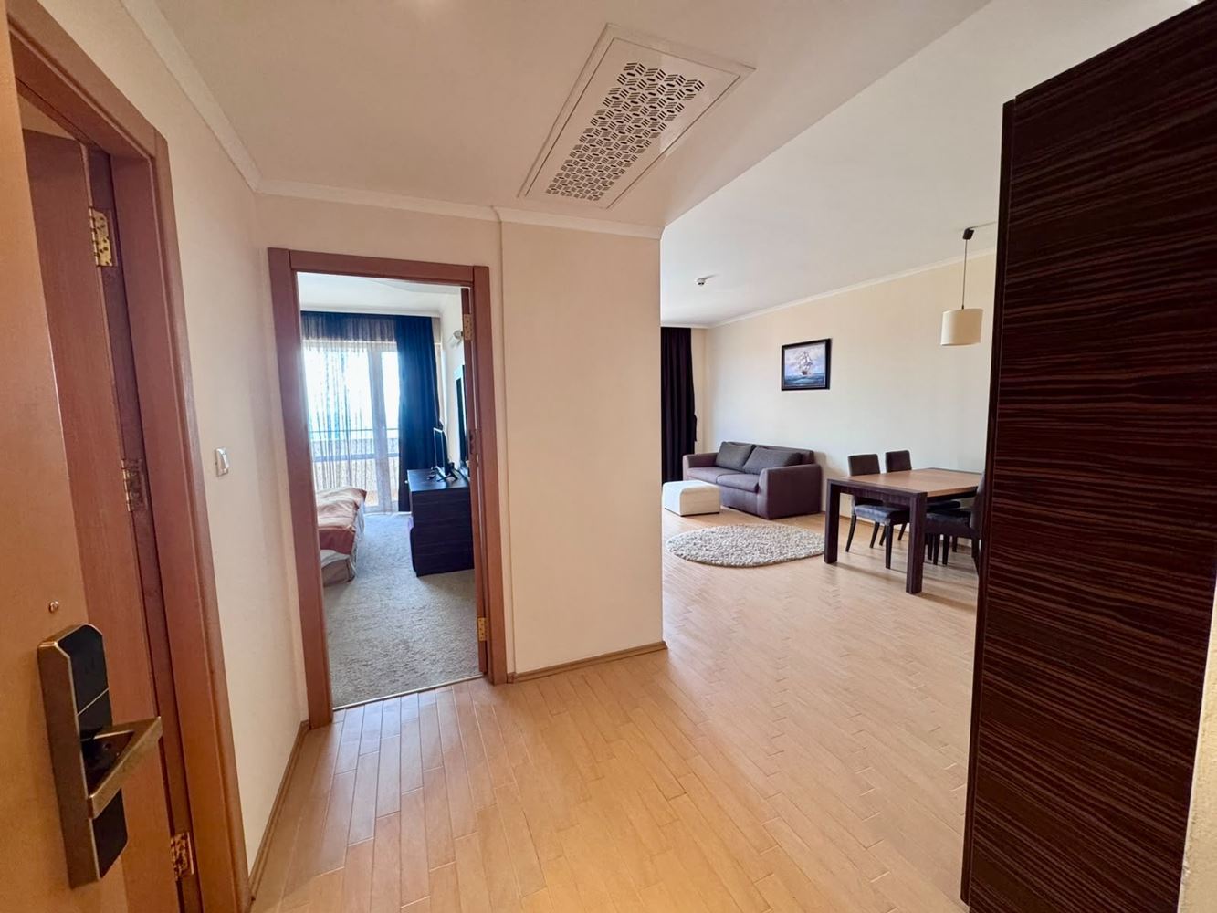 Apartament z jedną sypialnią w pierwszej linii z panoramicznym widokiem na morze w Słonecznym Brzegu