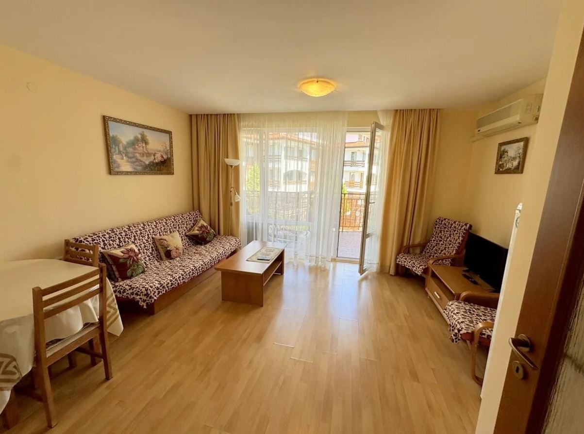 Piękny apartament w pierwszej linii brzegowej w prestiżowym kompleksie w pobliżu Elenite i Świętego Własu