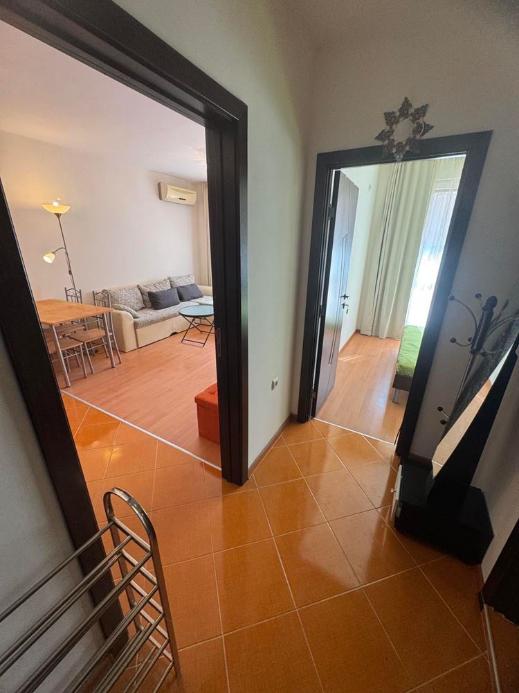 Parterowe mieszkanie z jedną sypialnią w Starym Mieście Pomorie – blisko morza