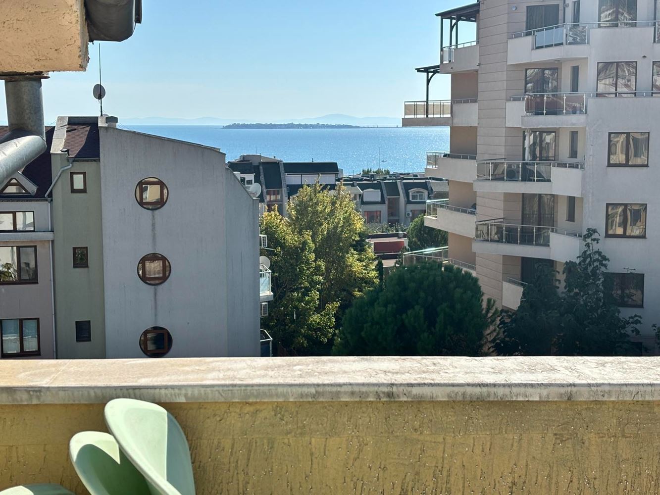 Apartament z dwiema sypialniami i panoramicznym widokiem na morze w Sveti Vlas