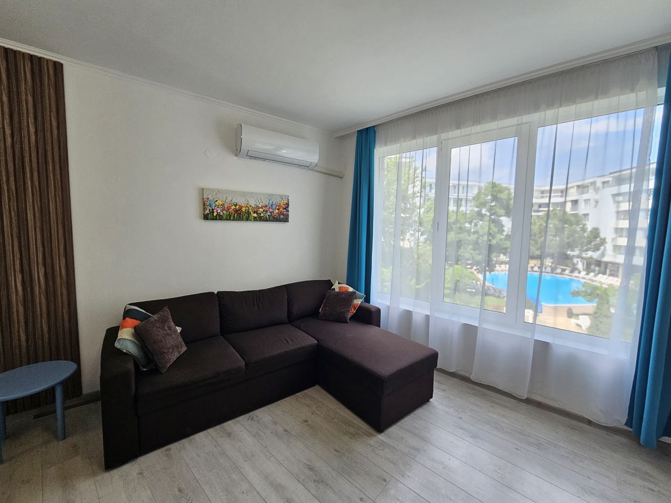 Tylko 100 metrów od morza! Przestronny apartament z jedną sypialnią z widokiem na basen w jednym z najbardziej pożądanych kompleksów w Słonecznym Brzegu