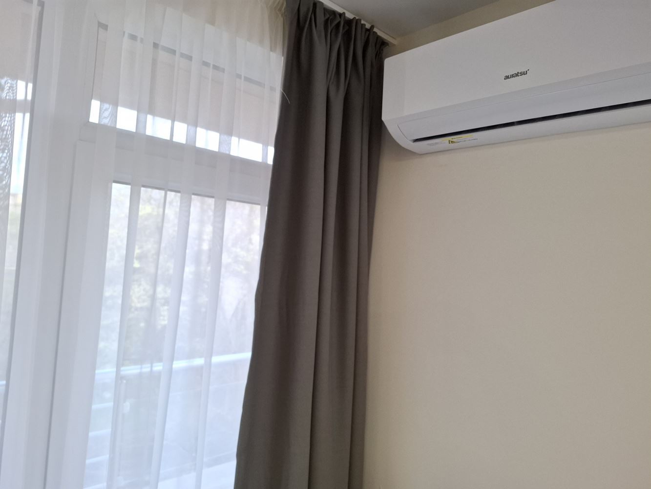Przytulny apartament z jedną sypialnią w centrum Rawdy – kilka minut od plaży