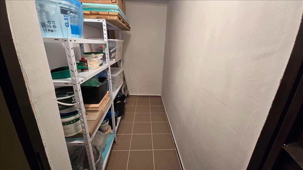Mieszkanie z jedną sypialnią bez opłaty za utrzymanie w Sarafowie – po odświeżeniu