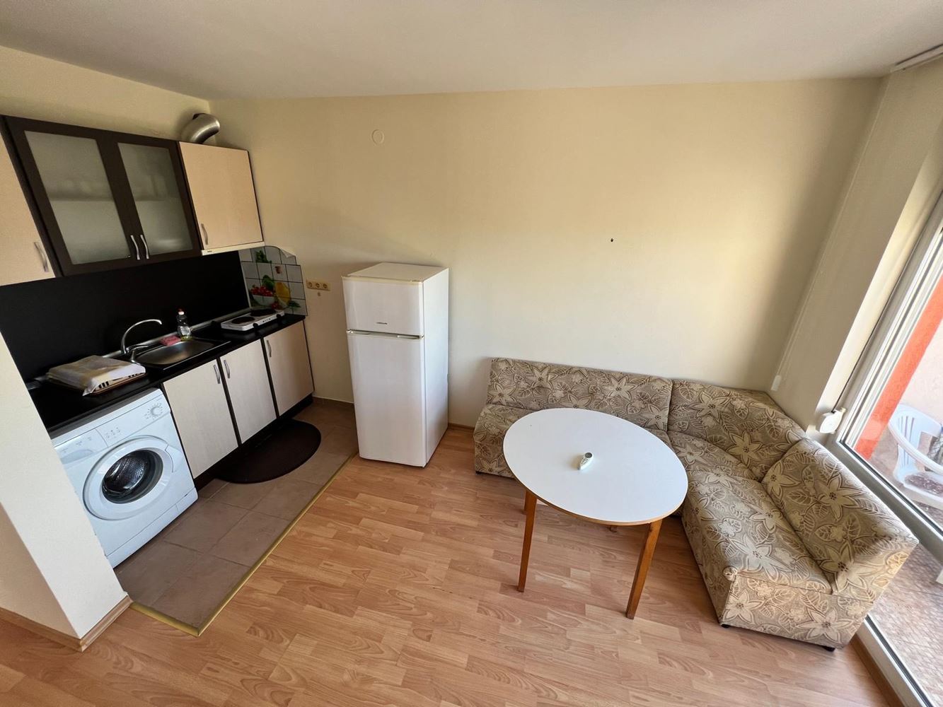 Przestronne i w pełni umeblowane studio w Słonecznym Brzegu – gotowe do zamieszkania lub inwestycji