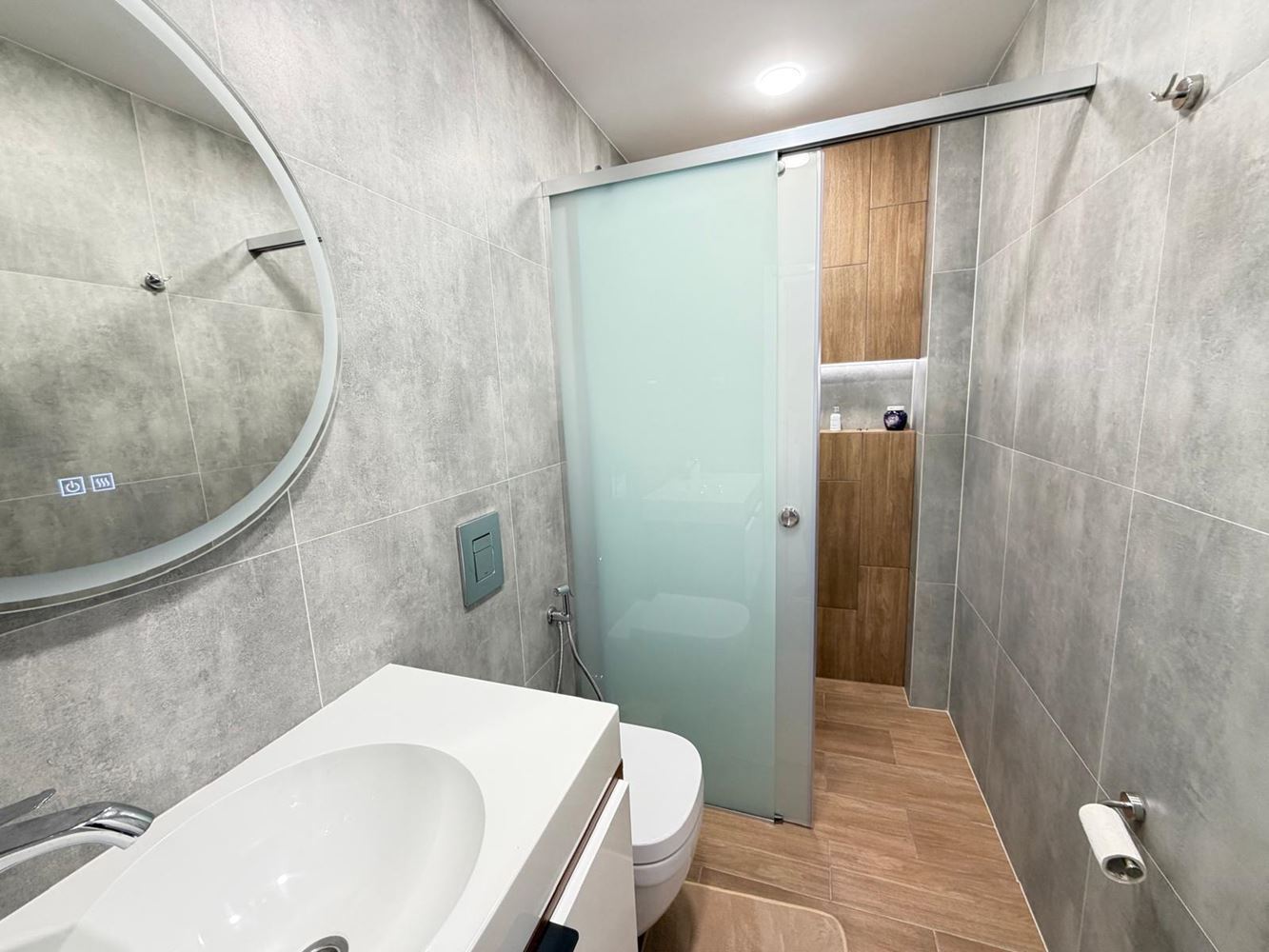 Apartament z jedną sypialnią w spokojnej okolicy pośród natury w rejonie Słonecznego Brzegu