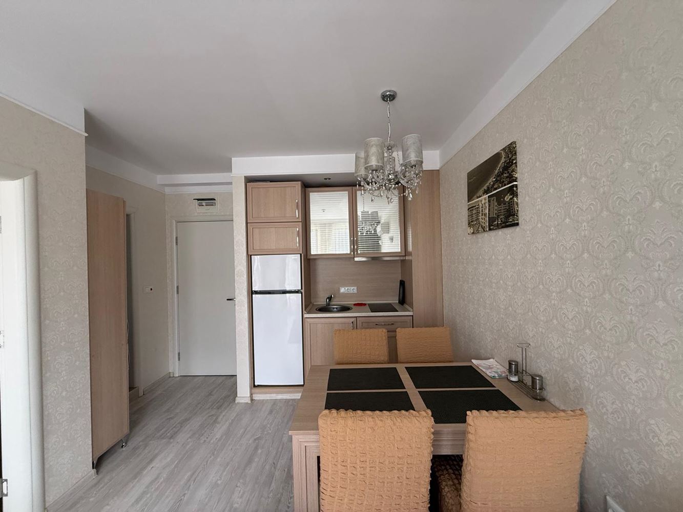 Apartament z jedną sypialnią w luksusowym kompleksie w Słonecznym Brzegu z imponującymi basenami i strefami wypoczynku