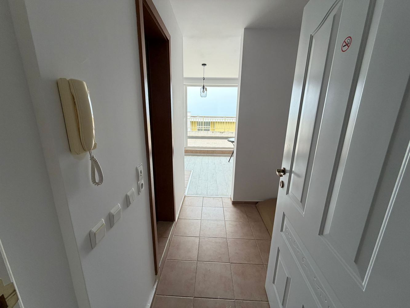 Panoramiczne studio z widokiem na morze w Świętym Własie – imponująca lokalizacja, rozległy kompleks i inwestycja wysokiej klasy