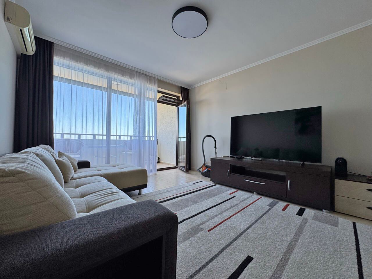 Apartament z jedną sypialnią w pierwszej linii brzegowej z panoramicznym widokiem na morze w Świętym Własie