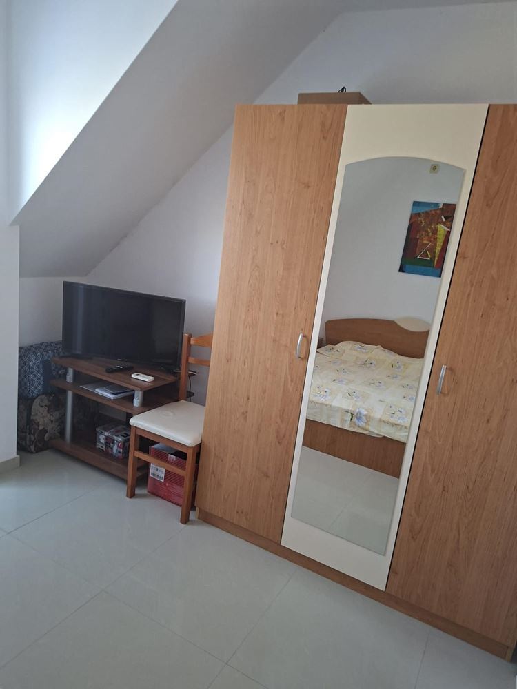 Panoramiczny apartament z jedną sypialnią i widokiem na morze w Rawdzie – gotowy do zamieszkania