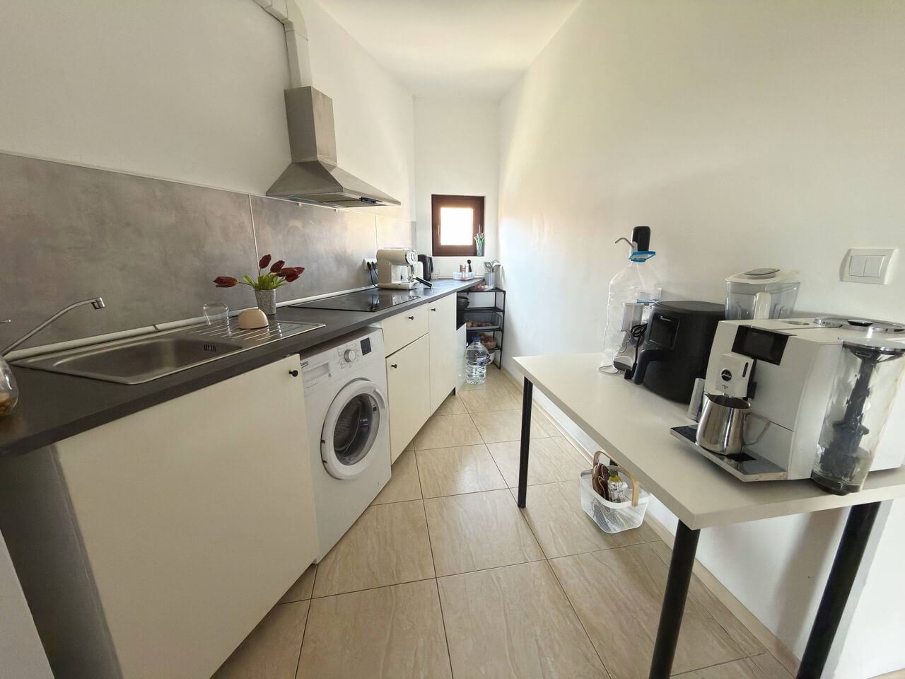 Przestronne mieszkanie z dwoma sypialniami na pierwszej linii w Aheloy – komfort, luksus i wygoda dla całej rodziny