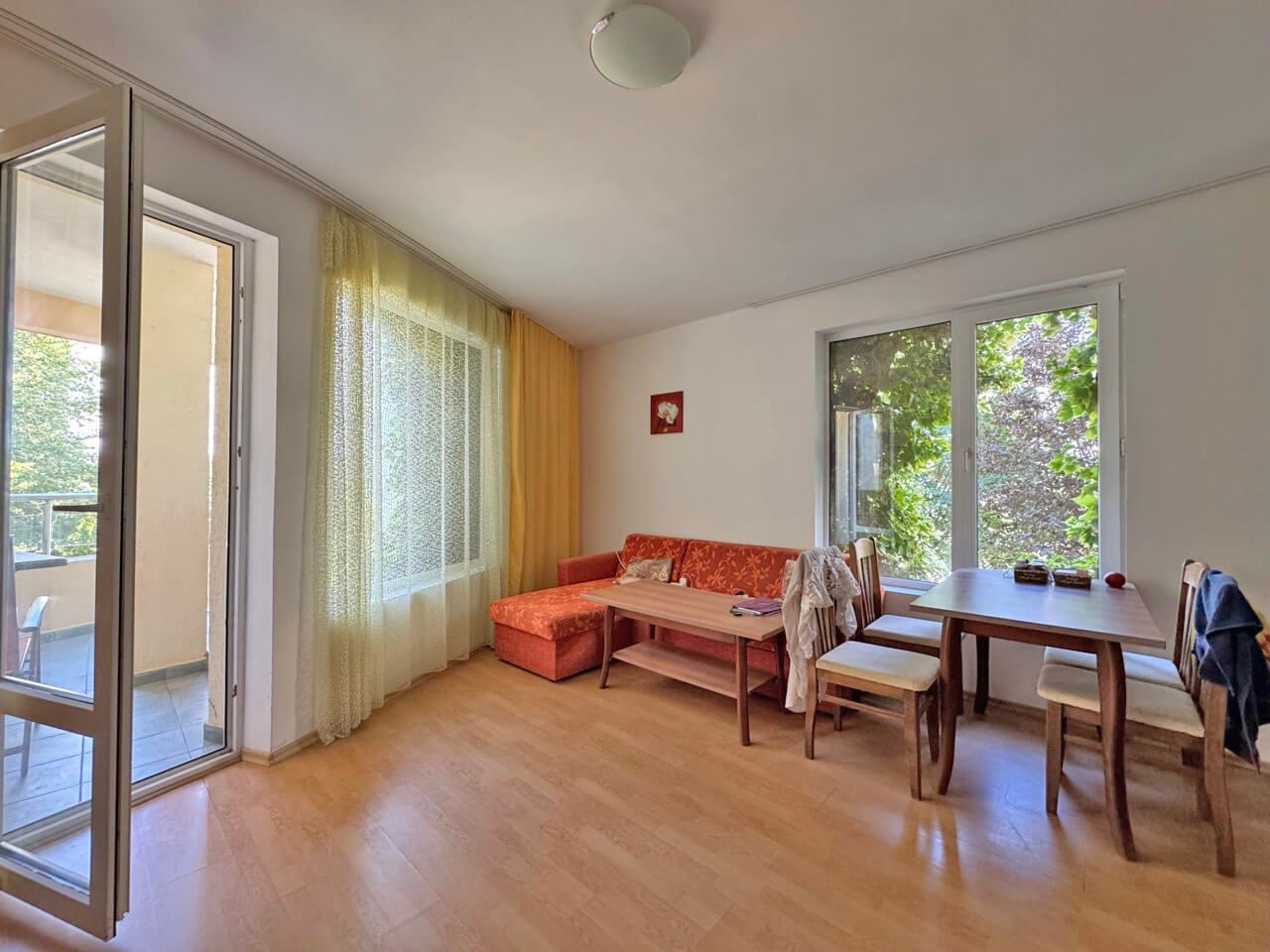 Apartament z jedną sypialnią z widokiem na basen, 100 m od plaży w Słonecznym Brzegu