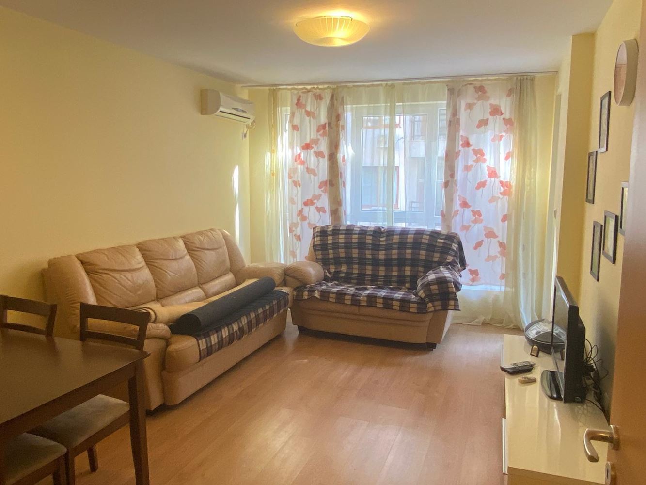 Umeblowany apartament z jedną sypialnią 50 m od morza w Pomorie