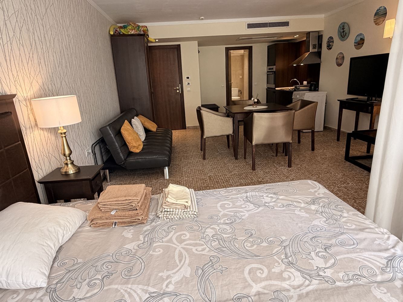 Ekskluzywne studio z ogrodem i bezpośrednim dostępem do basenu – 100 m od morza w Słonecznym Brzegu