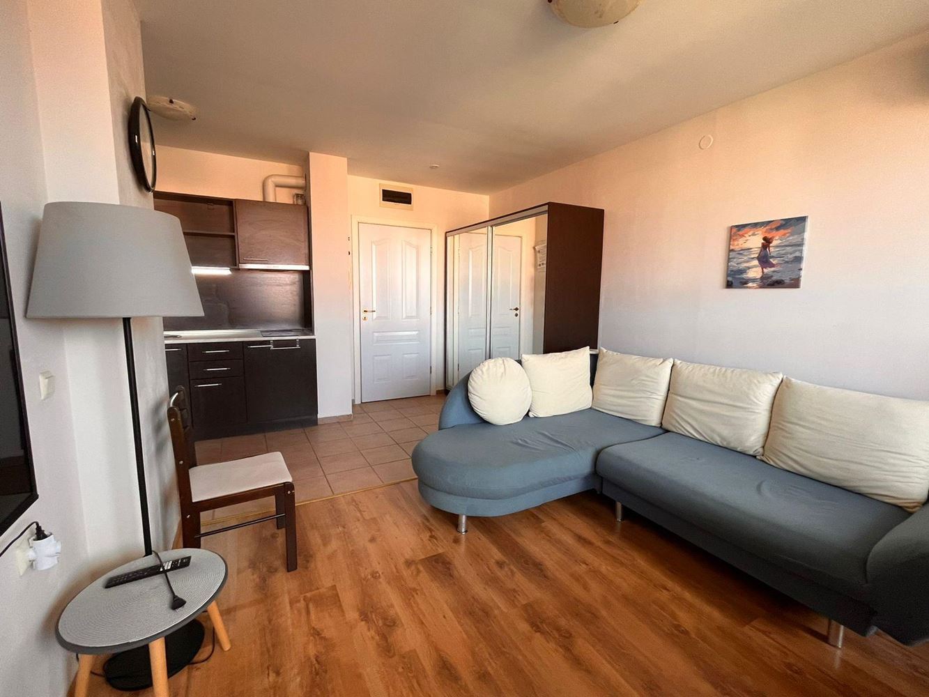 Dwupokojowe mieszkanie w Słonecznym Brzegu – komfort, spokój i zielone otoczenie w pięknym kompleksie