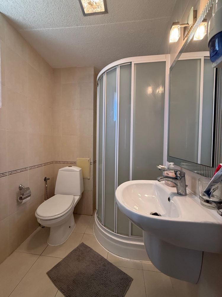 Przestronny apartament z dwiema sypialniami i pięknym widokiem w spokojnym kompleksie w pobliżu Słonecznego Brzegu
