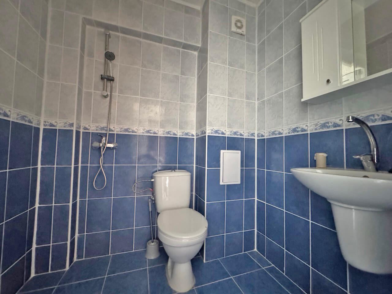 Słoneczny i przestronny apartament z jedną sypialnią i widokiem na morze w Słonecznym Brzegu