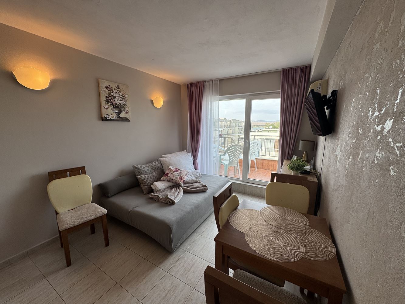 Apartament z jedną sypialnią i panoramicznym widokiem w sercu Słonecznego Brzegu