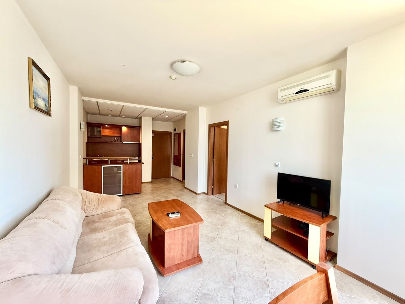 Przestronny apartament z jedną sypialnią i widokiem na morze na drugiej linii zabudowy w Słonecznym Brzegu