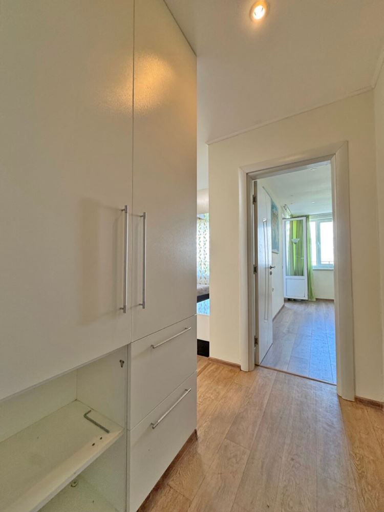 Apartament z dwiema sypialniami w luksusowym kompleksie na pierwszej linii w Świętym Własie