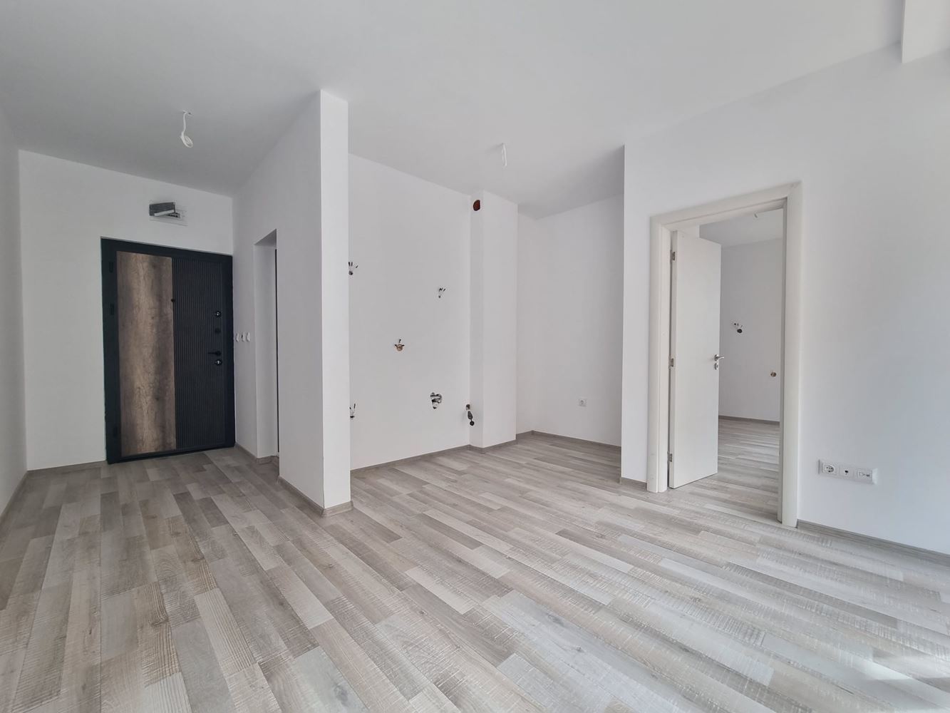 Mieszkanie z jedną sypialnią w Sveti Vlas bez opłat eksploatacyjnych – komfort i spokój 400 m od morza