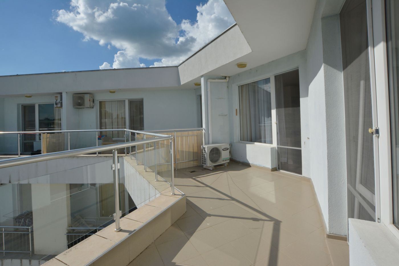 Apartament z jedną sypialnią 100 metrów od plaży w Słonecznym Brzegu – doskonała lokalizacja i świetna inwestycja